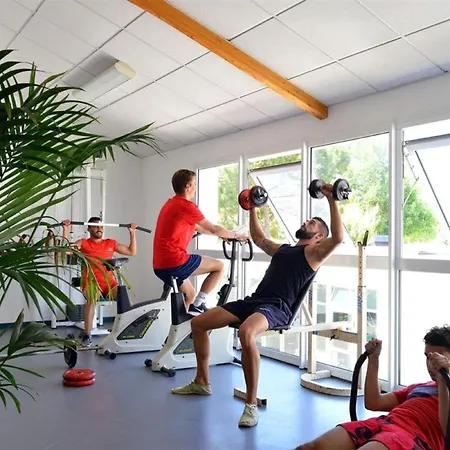 Mobil 5 Pers A Saint-jean-de-monts Avec Terrasse - Api-1-52-1134 营地 *