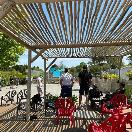 Mobil 5 Pers A Saint-jean-de-monts Avec Terrasse - Api-1-52-1134 * 圣让-德蒙