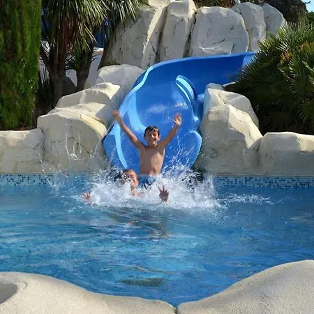 Mobil 5 Pers A Saint-jean-de-monts Avec Terrasse - Api-1-52-1134 营地