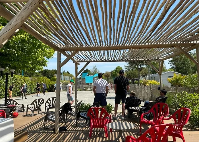 Mobil 5 Pers A Avec Terrasse - Api-1-52-1134 * Saint-Jean-de-Monts